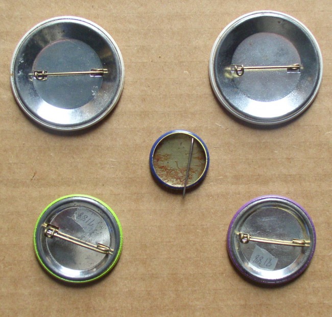 Iowa Pins backs