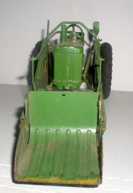 Deere Tractor With Loader 3