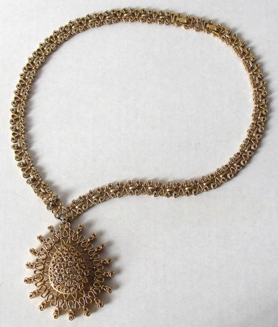 Monet Necklace Front