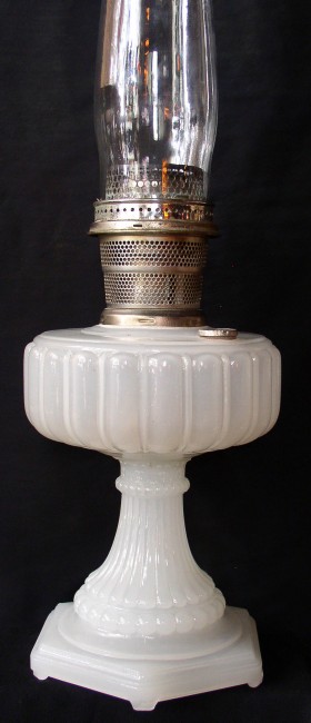 Aladdin White Moonstone Lamp 1