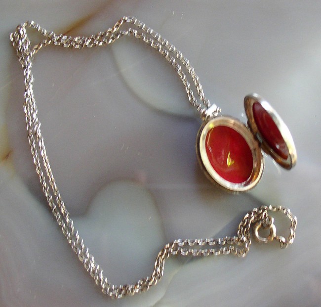 Silver Locket Pendant 1