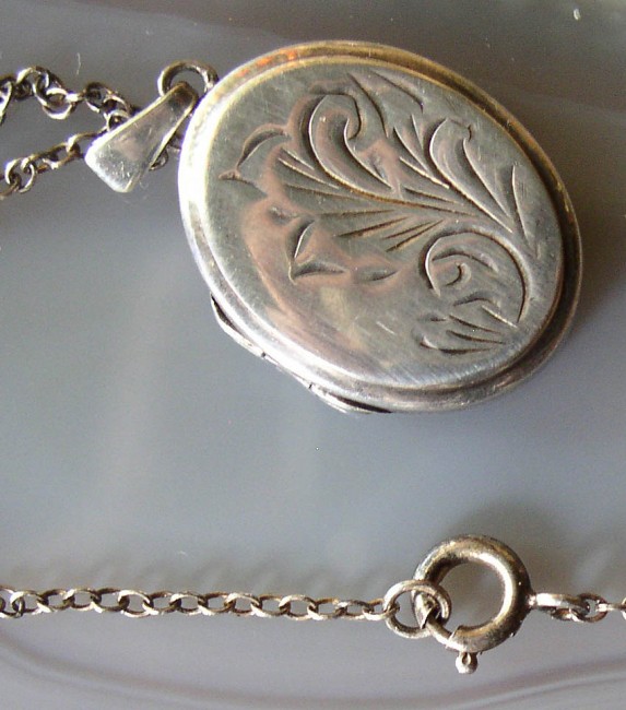 Silver Locket Pendant 4