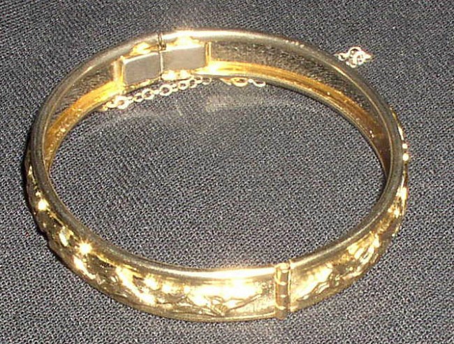 Whiting & Davis Goldtone Hinged Cuff Bangle Bracelet 1