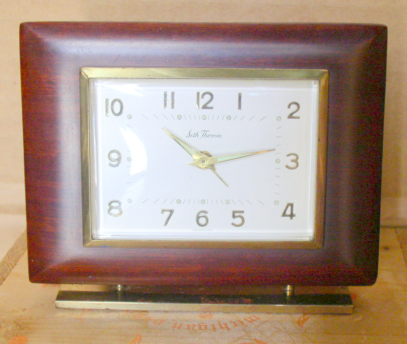 Vintage Seth Thomas Germany Desk Dresser Night Stand Alarm Clock