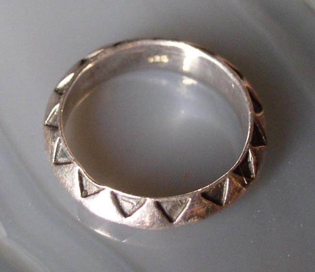 Sterling Ring 7.5 Band Geometric Tribal Design 4