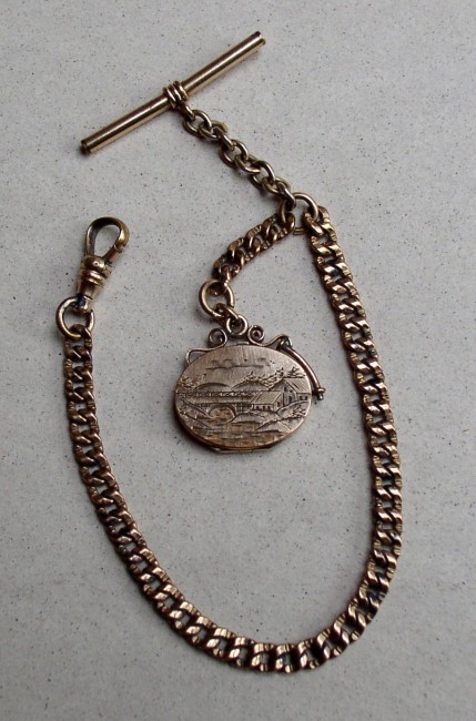 Chain With Photo Locket 1