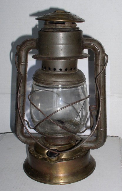 Dietz Lantern 1