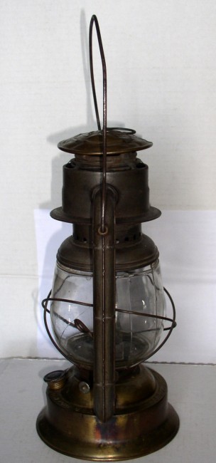 Dietz Lantern 3