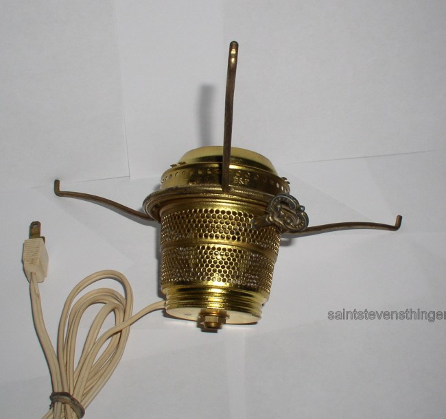 Brass 3-Way Electric Lamp Burner With Night Light & White Cord – Fits Aladdin Lamps