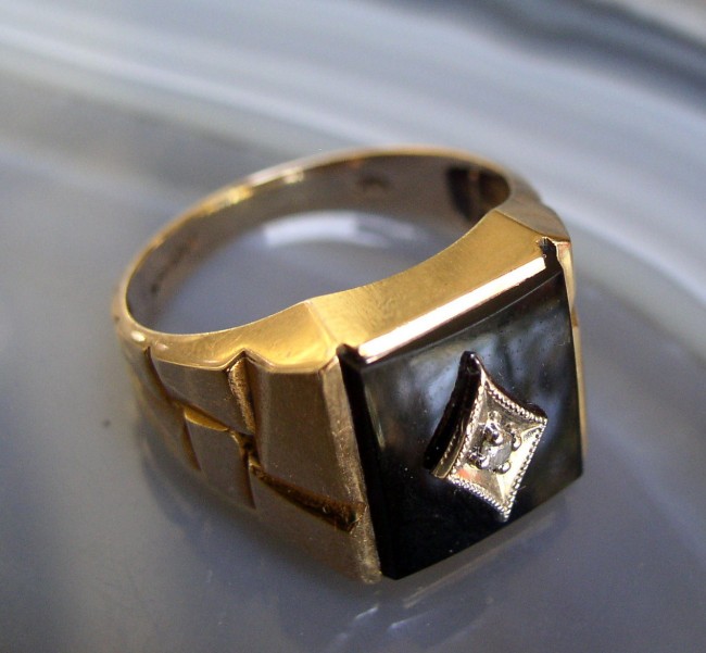 Mens Gold Diamond Ring 1