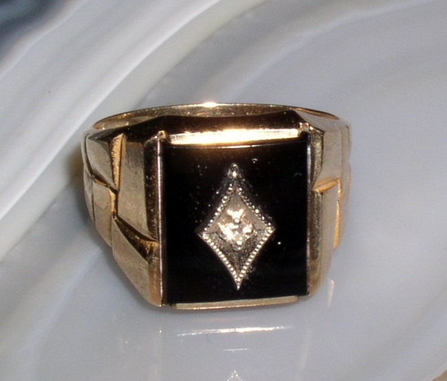 Mens Gold Diamond Ring 3