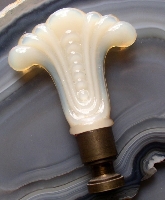 Aladdin Alacite Finial 2