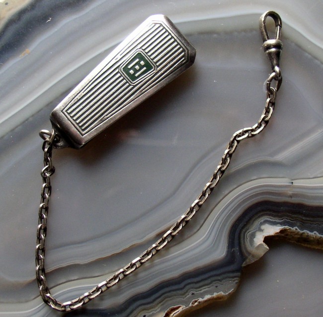 Hickok Art Deco Chain 1