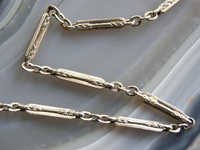 Simmons Silver Chain 5