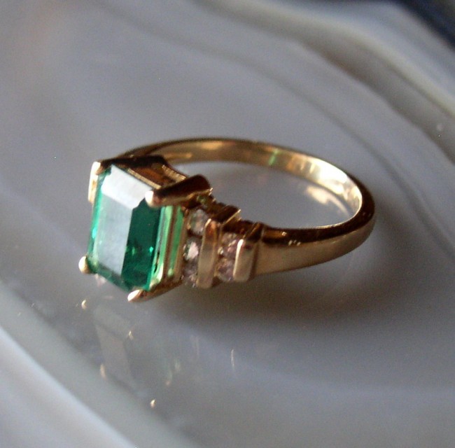 Gold Emerald Solitaire Ring 6