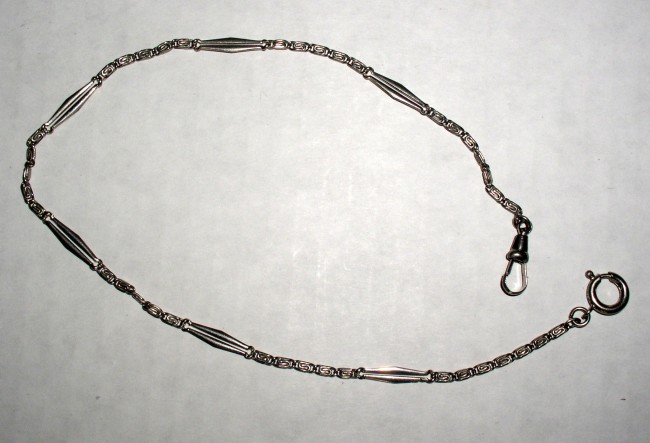 Deco Silvertone Chain 1