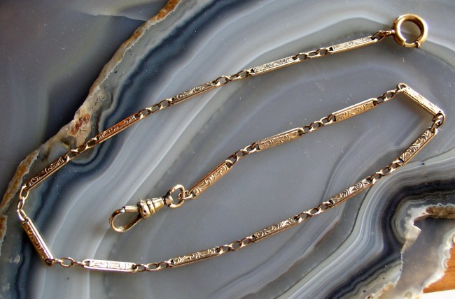 Art Deco Chain 1