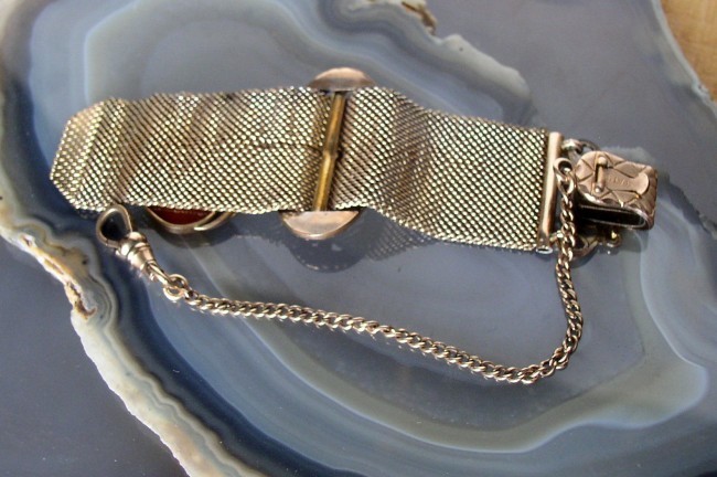 Mesh Chain With Carnelian Fob 3