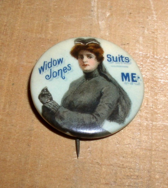 Widow Jones Button 1