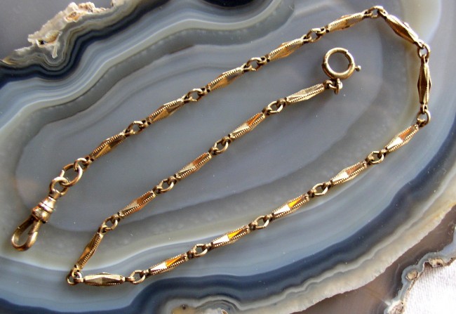 Art Deco Chain 1