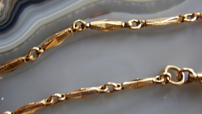 Art Deco Chain 3