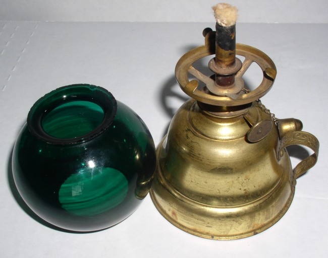 Brass Finger Oil Lamp 4