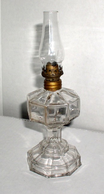 Octavia Lamp 1