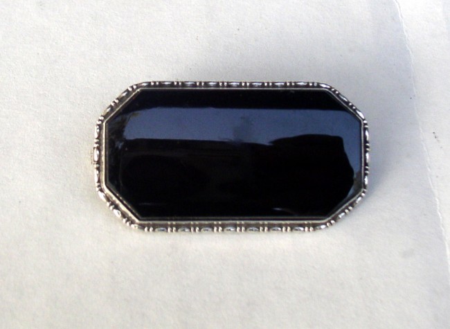 Onyx Brooch 2