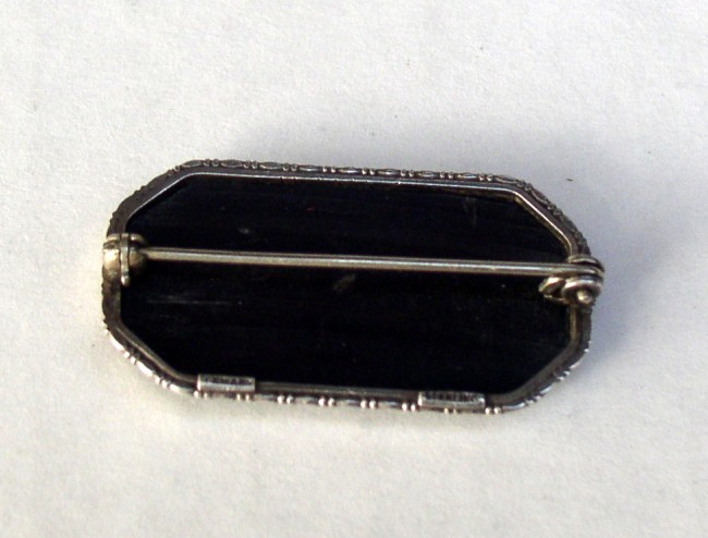 Onyx Brooch 3