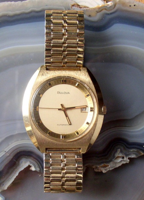 Bulova Watch With Date 1