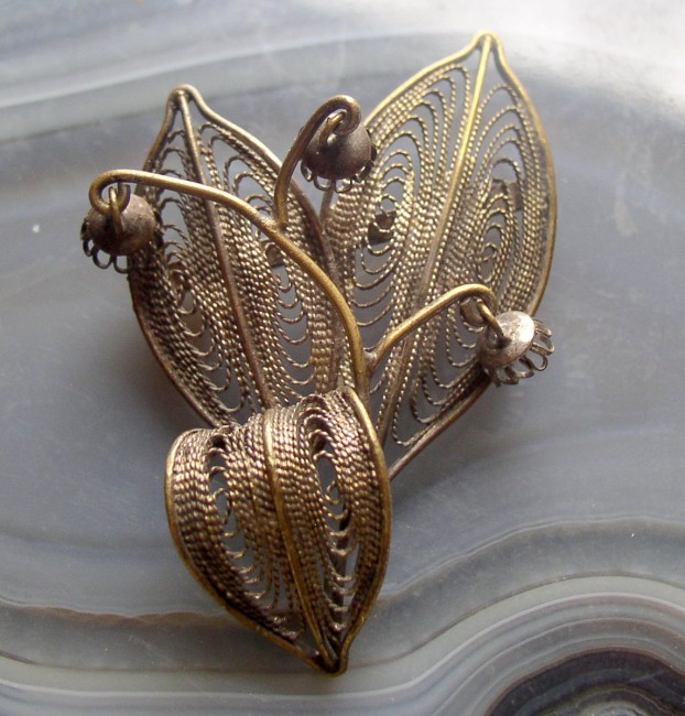 Trembler Brooch 1