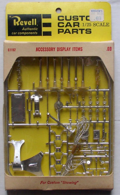 Revell Accessory Display Items 1