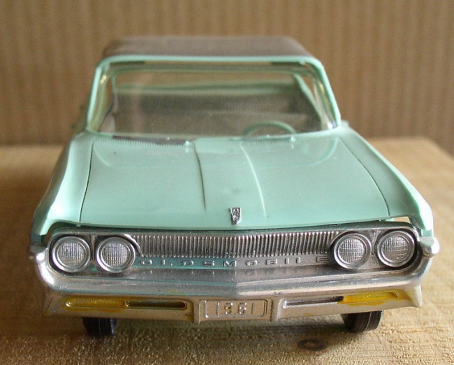 Jo-Han 1961 Oldsmobile