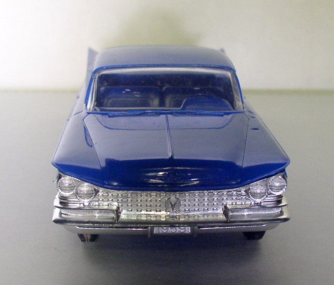 AMT 04-529 '59 Buick Invicta 3