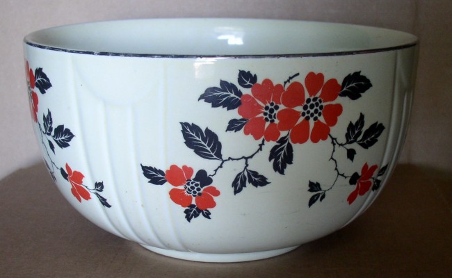 Hall Radiance Red Poppy 8 7/8" Mixing Bowl 2