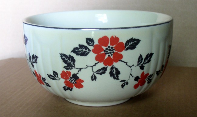 Hall Radiance Red Poppy Mixing Bowl 1