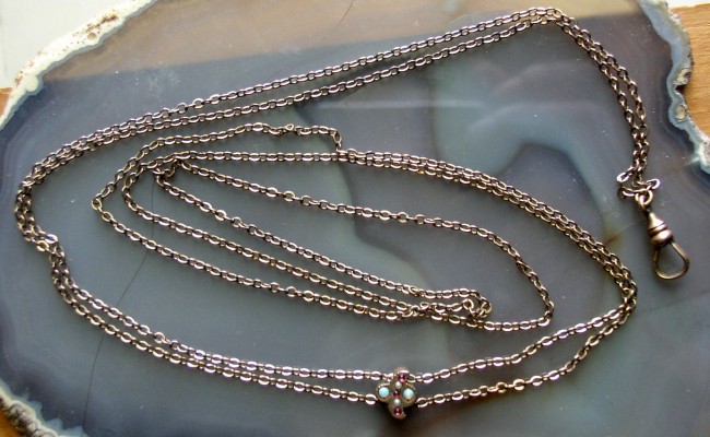 Ladies Chain 3