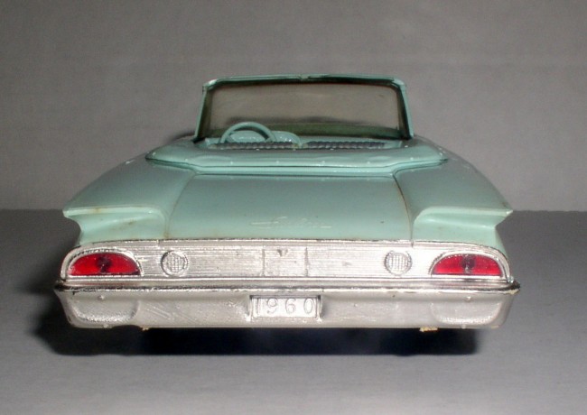 AMT 1960 Ford Galaxie Sunliner 4