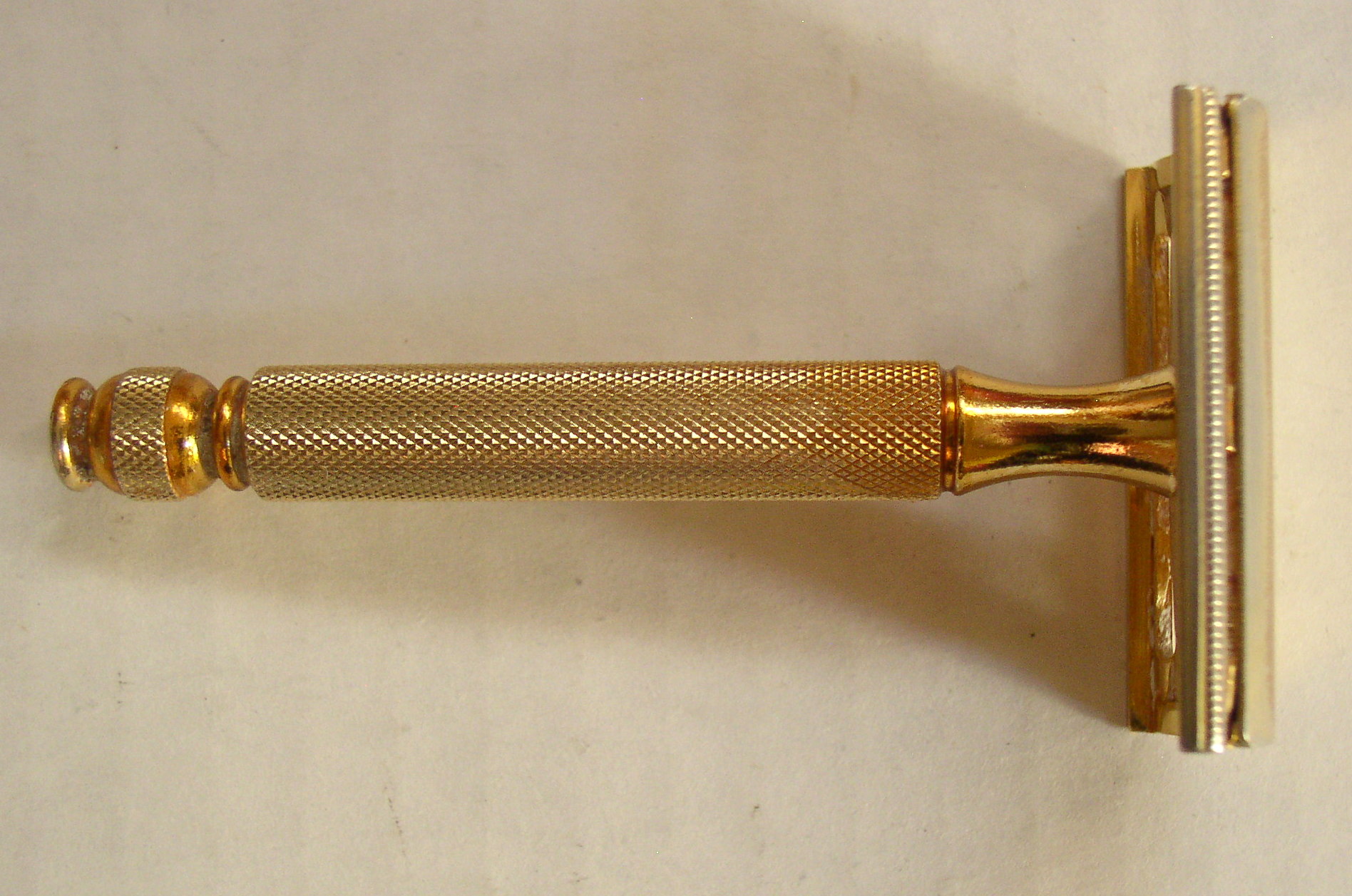 Gold Plated Gillette Double Edge Tech Razor Ball End With Original Box Thingery Previews Postviews Music