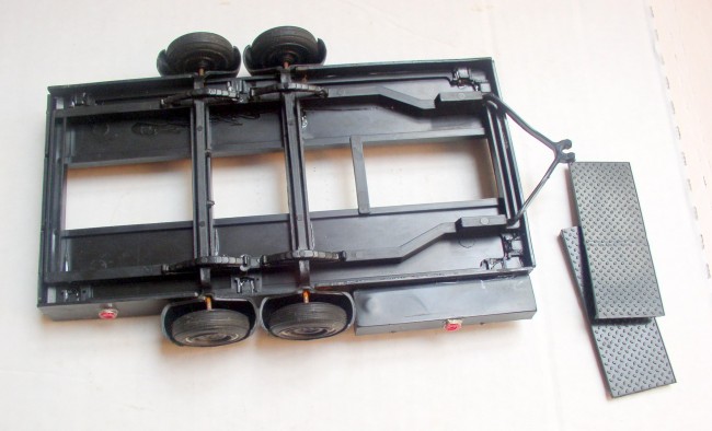 1/25 Dual Axle Trailer 4