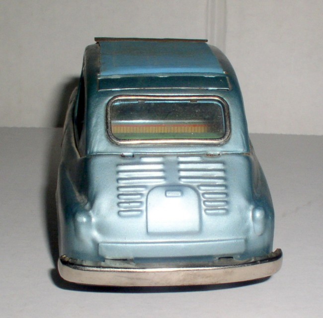 Bandai Fiat 600 4