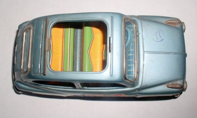 Bandai Fiat 600 6
