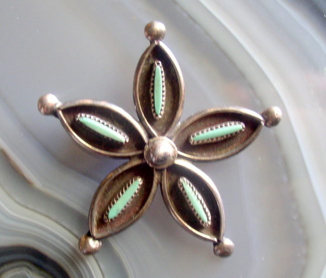 Zuni Pin 1