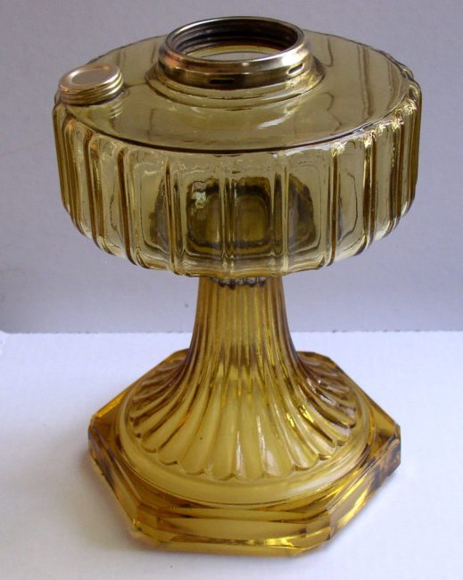 B 101 Oil Lamp 3