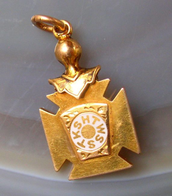 Masonic Pendant 2