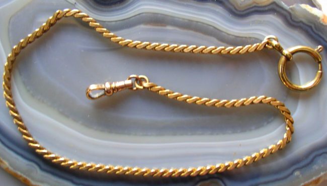 L.S. & Co. Chain 3