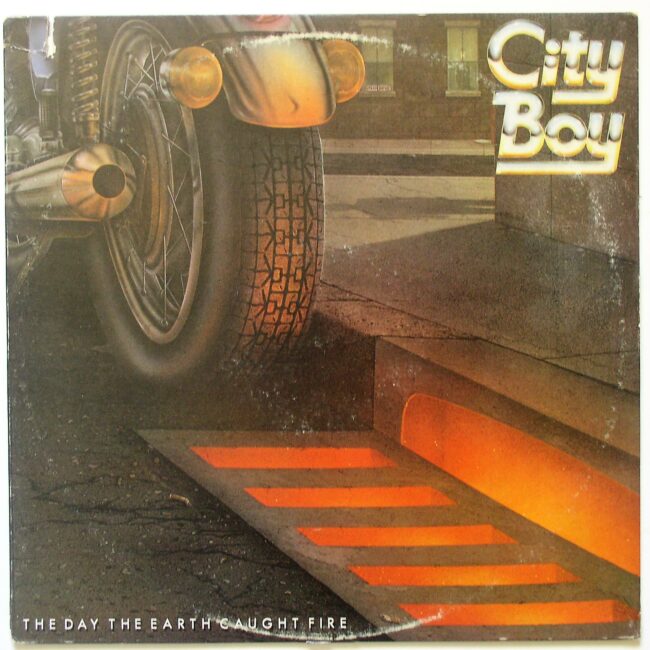 City Boy / The Day The Earth Caught Fire (c/o) LP 1979 vg+